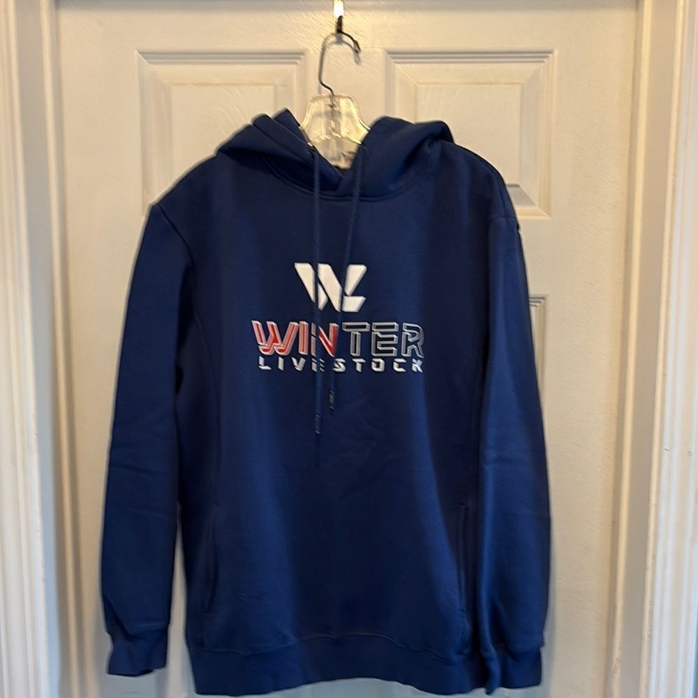 Winter Livestock and Feed hoodie large